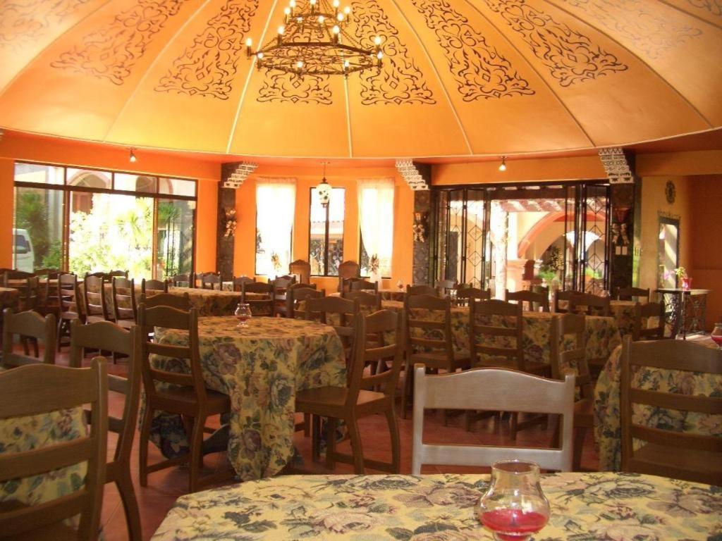 Casa La Granja Hotel Iloilo City Exterior photo