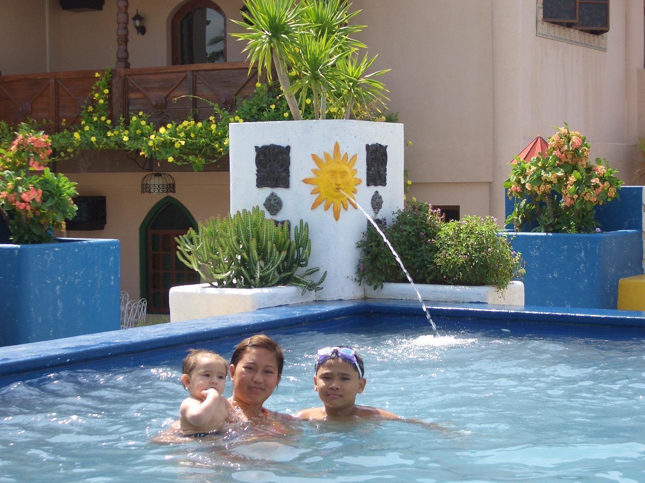 Casa La Granja Hotel Iloilo City Exterior photo
